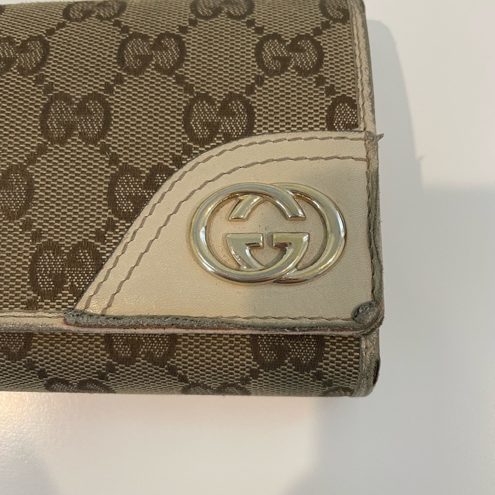 Gucci Wallet - Picture 14 of 16